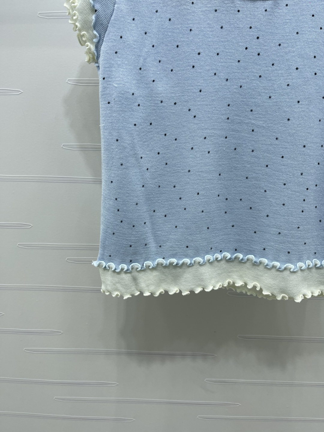 Women's short sleeves